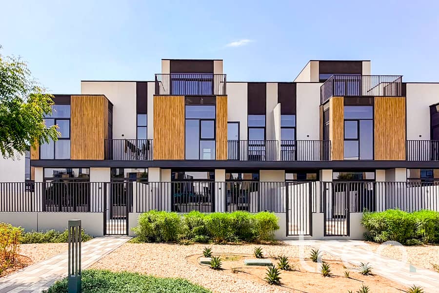 Rare G+2 Layout | Greenbelt | 3 + Maids - Image 12