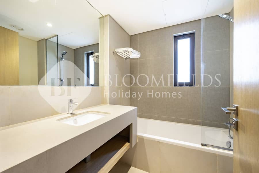 12 11 bedroom bathroom. jpg
