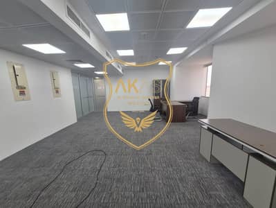 Office para en Alquiler en Sheikh Zayed Road, Dubai - WhatsApp Image 2026-07-01 at 09.30. 07. jpeg Office para en Alquiler en Sheikh Zayed Road, Dubai - WhatsApp Image 2026-07-01 at 09.30. 07. jpeg