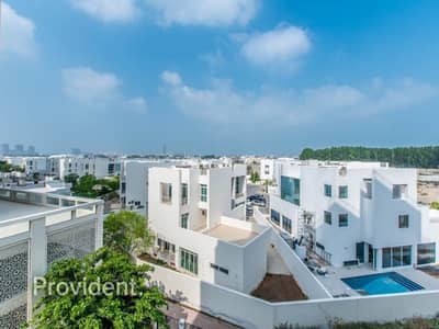 Finest 2 B/R in Prime Location with Stunning Views Finest 2 B/R in Prime Location with Stunning Views