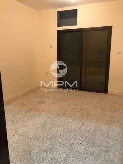 2 Bedroom Flat for Rent in Madinat Zayed, Abu Dhabi - 2 Bedroom Apartment 2 Bedroom Flat for Rent in Madinat Zayed, Abu Dhabi - 2 Bedroom Apartment