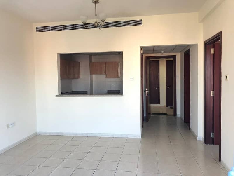 GOOD OFFER ONE BEDROOM WITH BALCONY RENT IN PERSIA CLUSTER