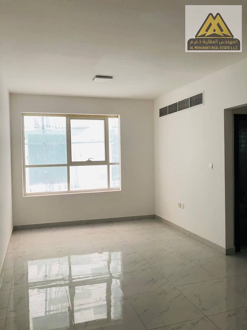 The apartment offers a practical layout with modern finishing and built-in wardrobe dressing systems for better organization and space utilization. - Поглед 4