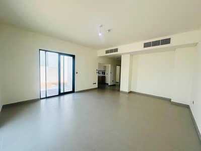 4 habitaciones Villa para en Alquiler en Yas Island, Abu Dhabi - WhatsApp Image 2026-07-01 at 08.26. 12. jpeg 4 habitaciones Villa para en Alquiler en Yas Island, Abu Dhabi - WhatsApp Image 2026-07-01 at 08.26. 12. jpeg