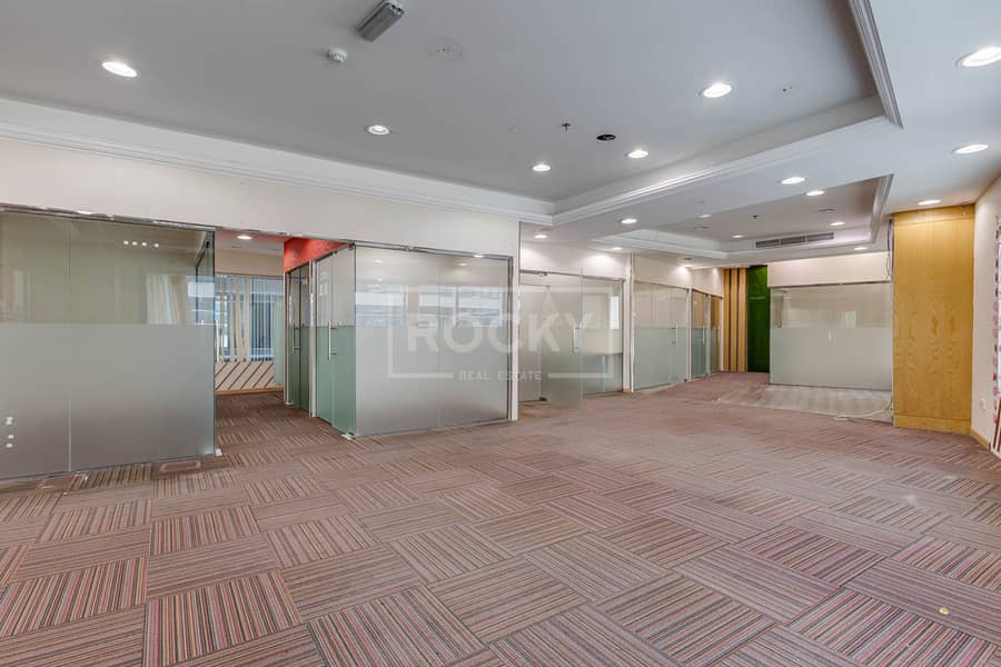 4 Icon Tower 505 - Office-9. jpg