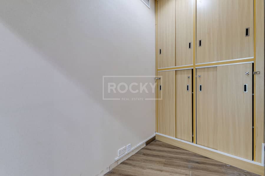 13 Icon Tower 505 - Office-19. jpg