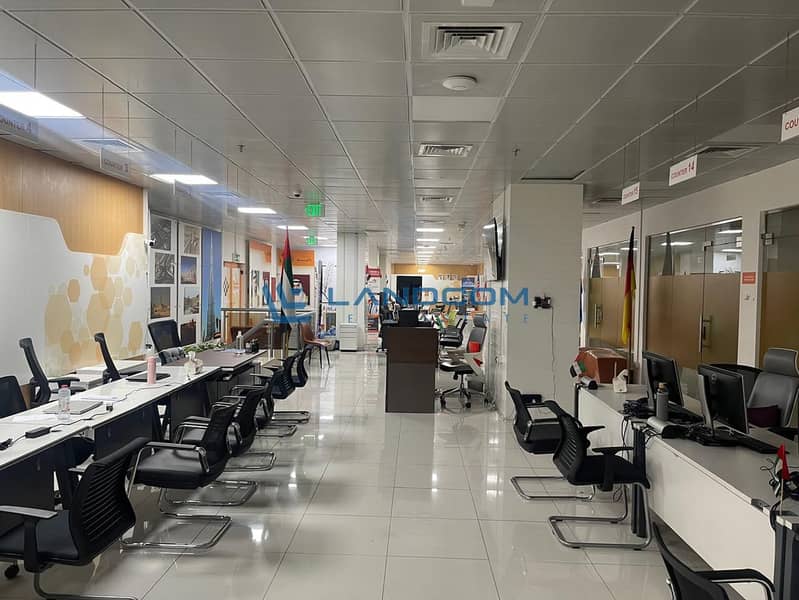 Chiller Free Showroom | Ideal for commercial activity | Prime location| Chiller Free Showroom | Ideal for commercial activity | Prime location|