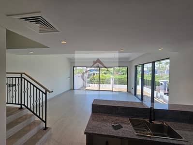 5 Slaapkamers Villa te Huur in DAMAC Lagoons, Dubai - 1aeb3d3e-63a0-4582-b252-0cff3a3346c5. jpg