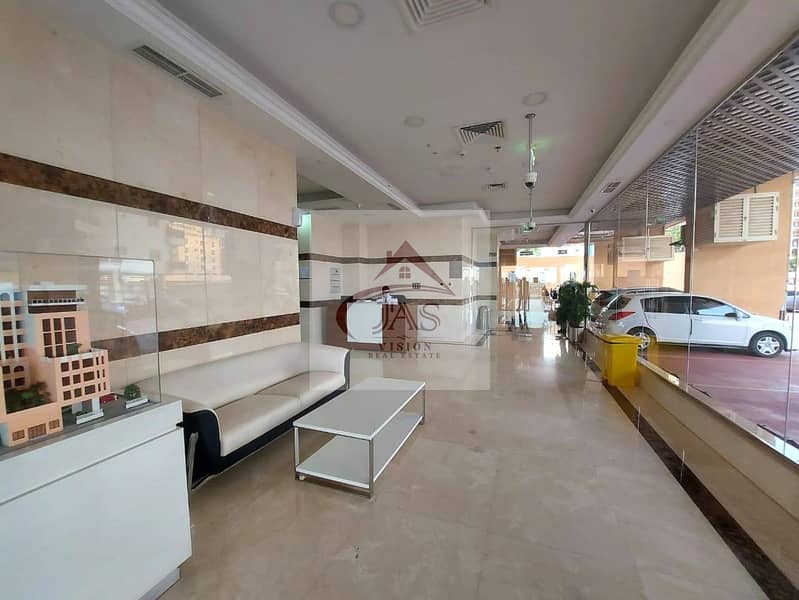 12 c61d408f-201a-4829-b833-7c88538da880. jpg