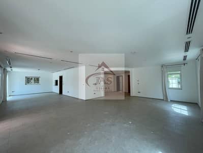 5 Slaapkamers Villa te Huur in Jumeirah Park, Dubai - WhatsApp Image 2025-08-30 at 15.07. 46 (1). jpeg 5 Slaapkamers Villa te Huur in Jumeirah Park, Dubai - WhatsApp Image 2025-08-30 at 15.07. 46 (1). jpeg