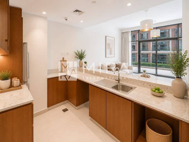 4 Kitchen + Livingroom