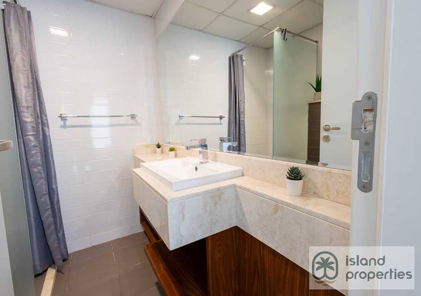 27 H08A4389p. jpg