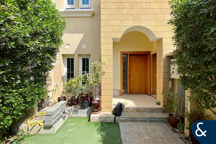 3 Beds | Upgraded | Vacant | Ground Plus 2 3 Beds | Upgraded | Vacant | Ground Plus 2