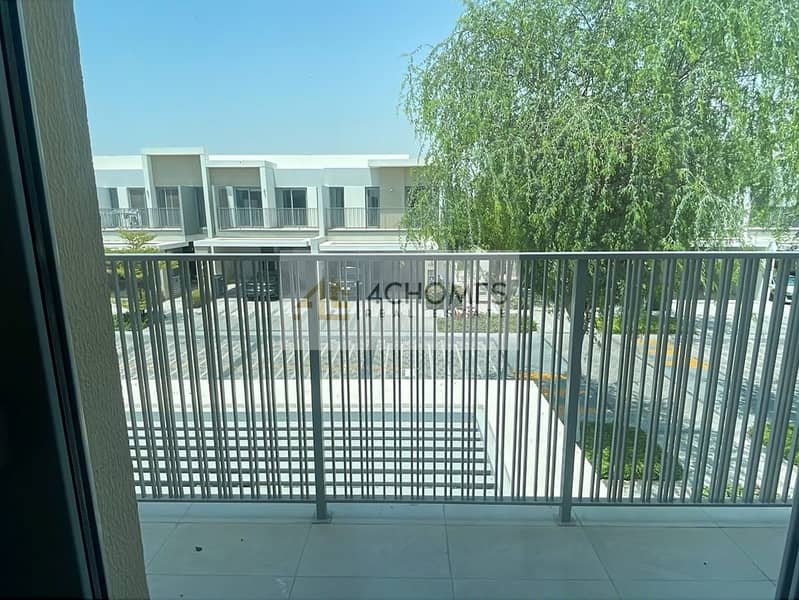 6 Image 6