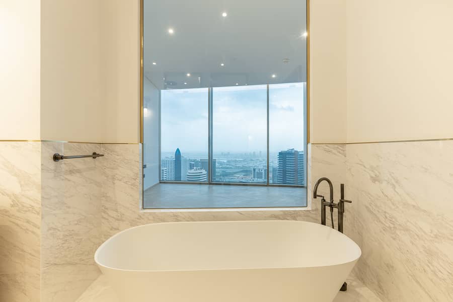 9 0L7A1637-HDR. jpg