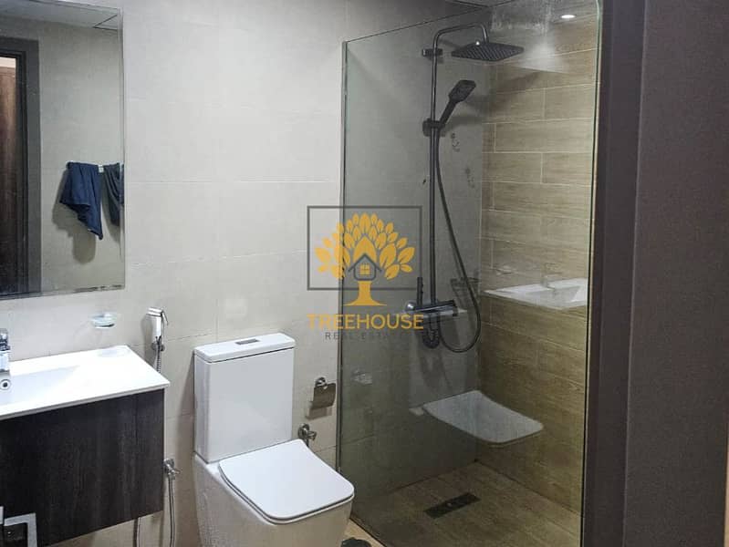 11 1. jpeg