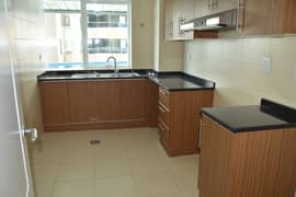 شقة في برج صحارى،شارع الشيخ زايد 2 غرف 95000 درهم - 15676363