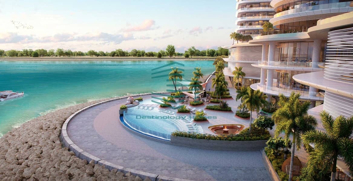 5 Trio Isle Queen B Main Brochure-page-00027. jpg