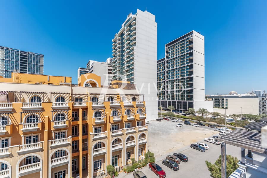 Vacant from August 1 | Balcony | High Floor Vacant from August 1 | Balcony | High Floor