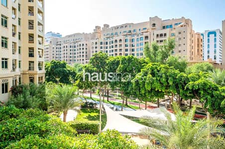 1 Bedroom Apartment for Sale in Palm Jumeirah, Dubai - Unfurnished | Beach Access | Ground Floor 1 Bedroom Apartment for Sale in Palm Jumeirah, Dubai - Unfurnished | Beach Access | Ground Floor