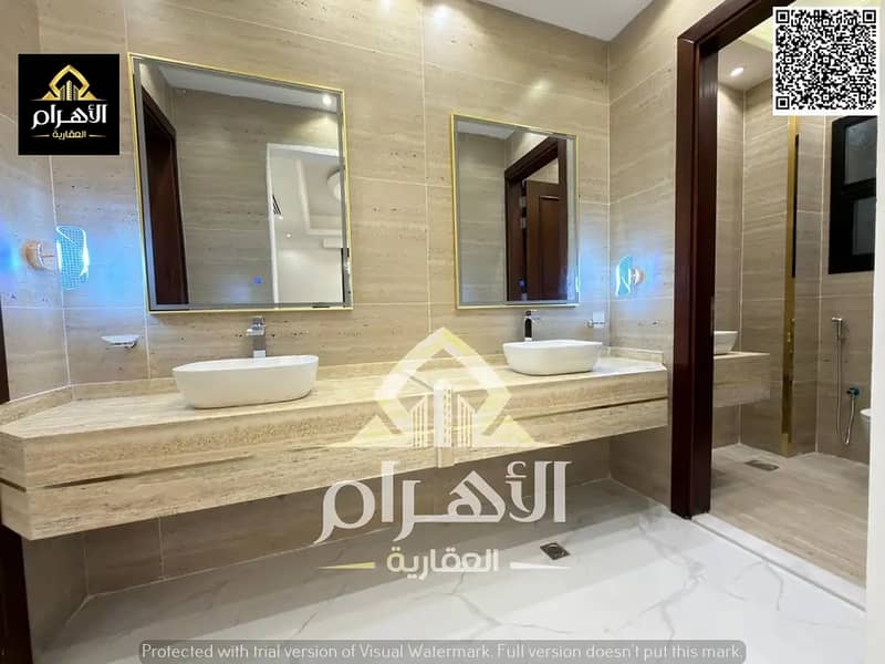 17 847496015-1066x800. webp