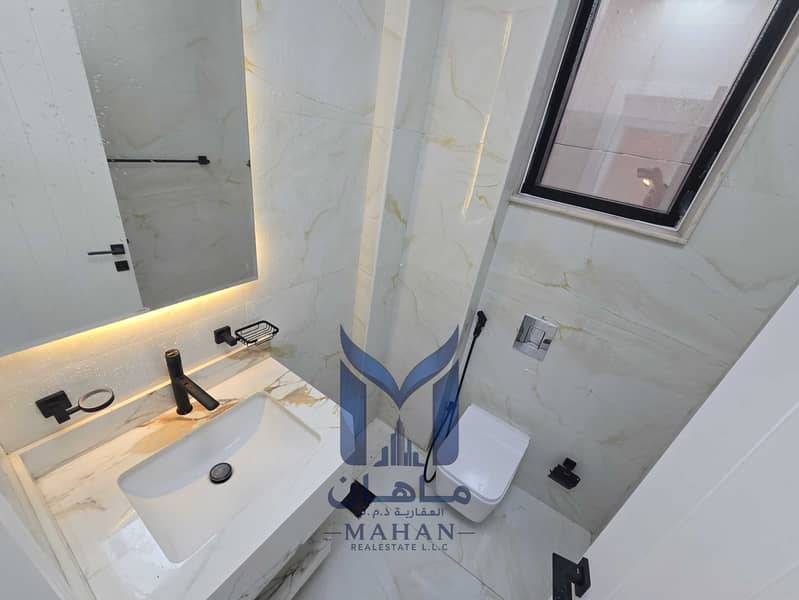 7 1001143370. jpg