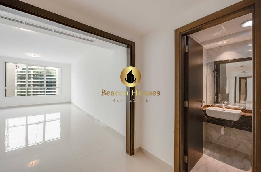 22 Powder room 1. jpg