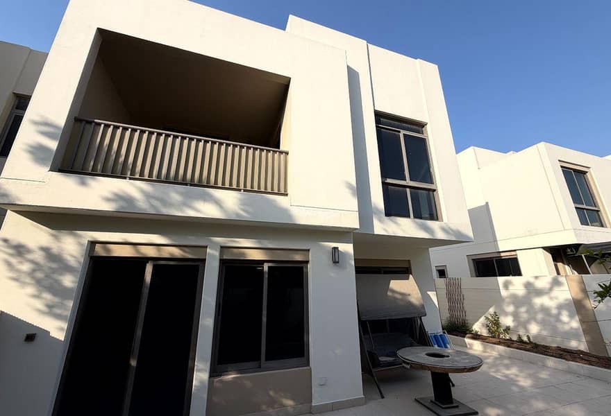 Well Maintained | Close to Pool |Closed Kitchen Well Maintained | Close to Pool |Closed Kitchen