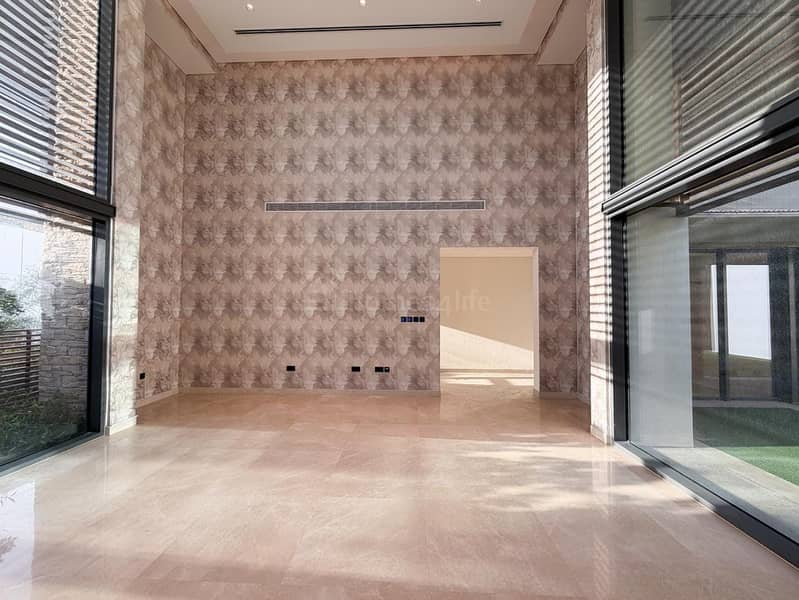 Prime Home | Pool | Gym | Elevator | Sobha Estate - Image 6