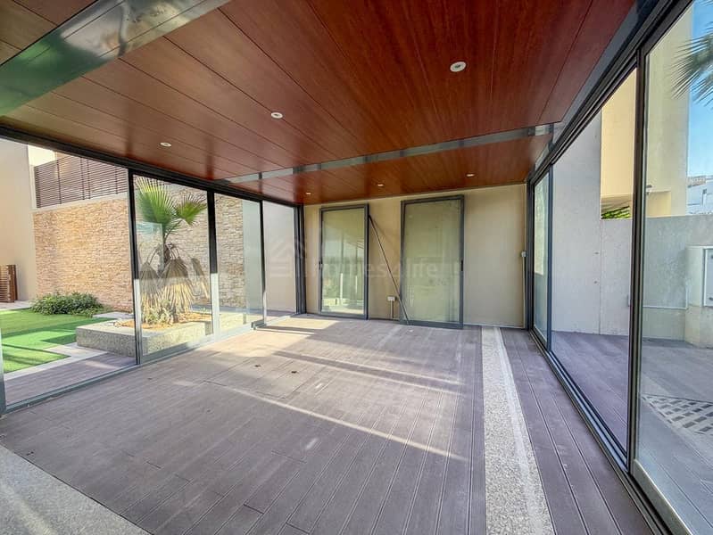 Prime Home | Pool | Gym | Elevator | Sobha Estate - Image 13