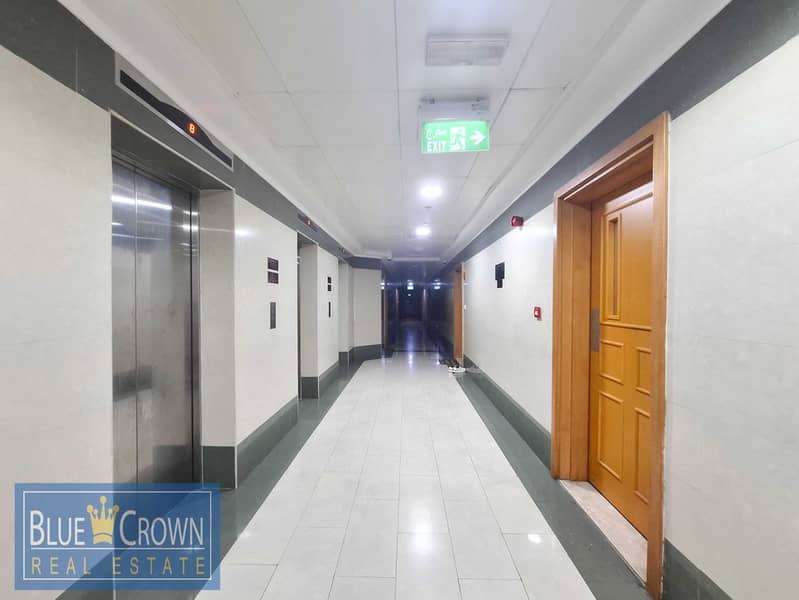 Spacious Flat:Prime Location:Luxurious:Lavish - Image 12