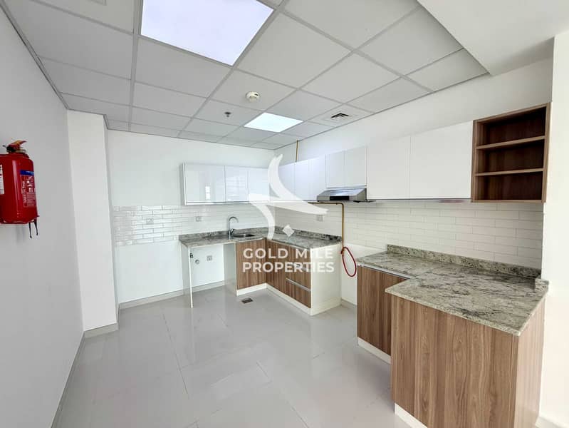 Chiller Free -Massive 2BHK -Modern Amenities- Prime Location - Image 8