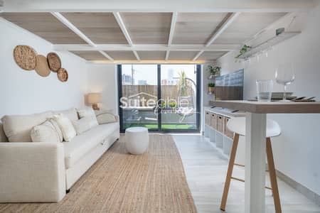 Studio for Rent in Jumeirah Village Circle (JVC), Dubai - Chic Studio | Modern loft Layout | Furnished