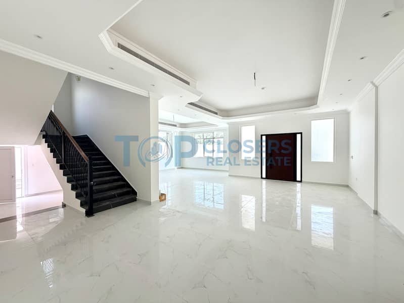 Luxurious Villa | Private Yard | Driver Room Luxurious Villa | Private Yard | Driver Room