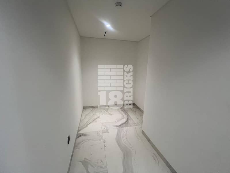 4 image_3