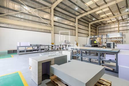 Warehouse in Vendita a Jebel Ali, Dubai - Magazzino a Jebel Ali，Jebel Ali Freezone, 14500000 AED - 15681793