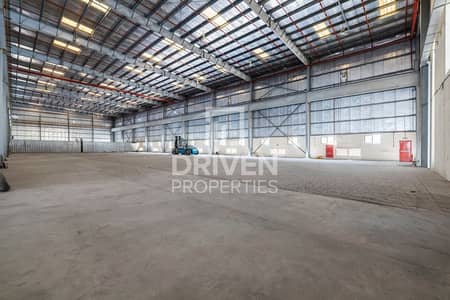 Warehouse de à à vendre à Jebel Ali, Dubai - Entrepôt à Jebel Ali,Jebel Ali Freezone, 15500000 AED - 15681860 Warehouse de à à vendre à Jebel Ali, Dubai - Entrepôt à Jebel Ali,Jebel Ali Freezone, 15500000 AED - 15681860