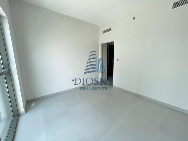 7 Image 7
