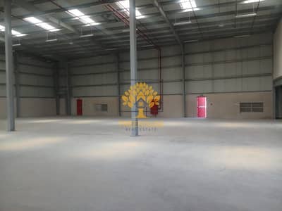 Warehouse à à louer à Dubai Investment Park (DIP), Dubai - 1. jpeg