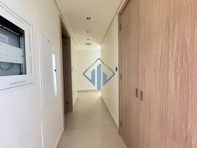 21 c3d7670c-078c-4f9f-b0c8-7aad0dd85b8d. jpeg