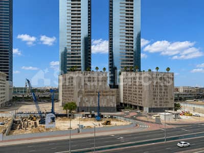 Office for Rent in Business Bay, Dubai - Fitted Office | Open Layout | Near Metro Station