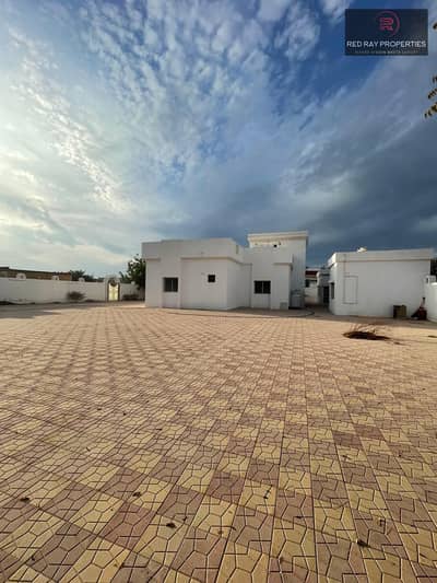 8 habitaciones Villa para en Alquiler en Seih Al Uraibi, Ras Al Khaimah - WhatsApp Image 2026-07-01 at 1.17. 51 PM. jpeg