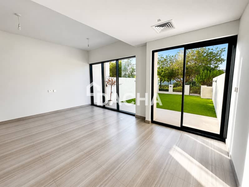 Reihenhaus in DAMAC Hills,The Park Villas,Rochester, 3 schlafzimmer, 174999 AED - 15684384 Reihenhaus in DAMAC Hills,The Park Villas,Rochester, 3 schlafzimmer, 174999 AED - 15684384