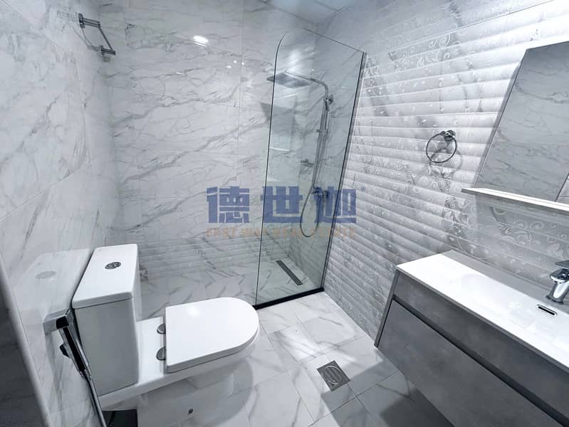 13 ba2c5ff02fe3c65dbcd90cdd57bce6fe. jpg