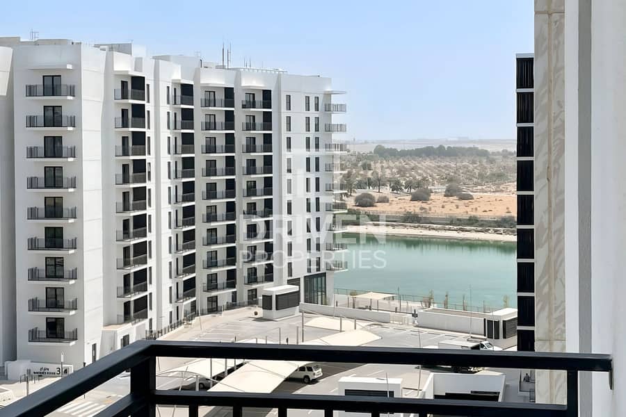 Spacious 2 Bedroom Apartment | Partial Canal View Spacious 2 Bedroom Apartment | Partial Canal View