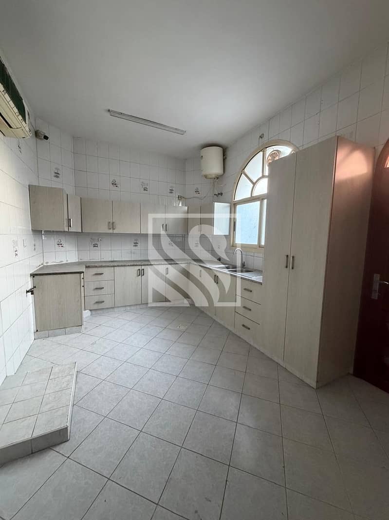 10 9sharqanvillaforrent. png