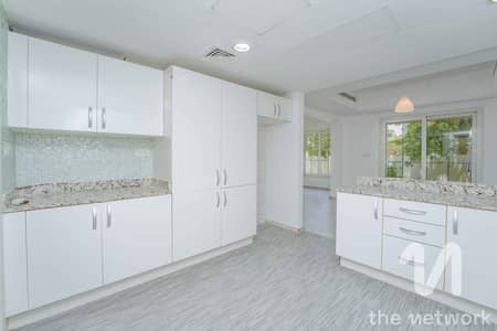 3 Slaapkamers Townhouse te Huur in The Springs, Dubai - Rijwoning in The Springs,The Springs 3, 3 slaapkamers, 240000 AED - 15688577 3 Slaapkamers Townhouse te Huur in The Springs, Dubai - Rijwoning in The Springs,The Springs 3, 3 slaapkamers, 240000 AED - 15688577