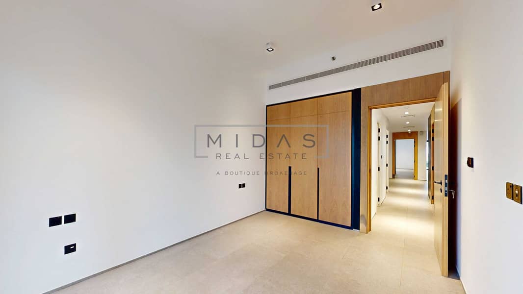 11 MIDAS-SH-Living-Unit-105-06242026_103414. jpg