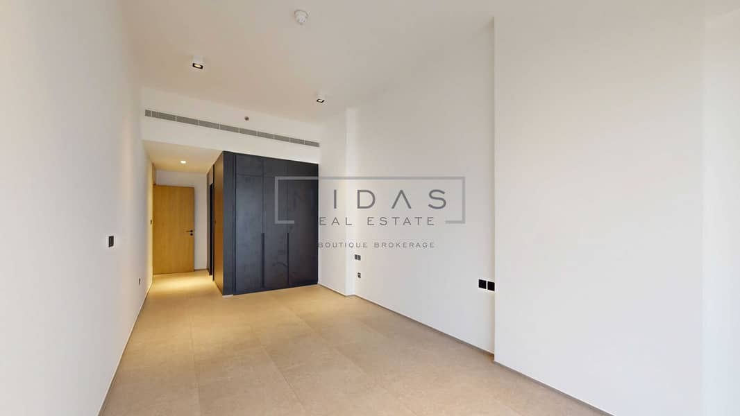 13 MIDAS-SH-Living-Unit-105-06242026_103234. jpg
