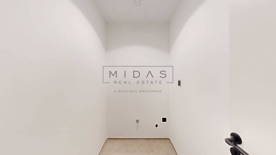14 MIDAS-SH-Living-Unit-105-06242026_103104. jpg